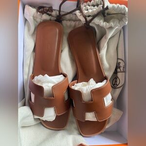 Hermès Oran sandal size 37